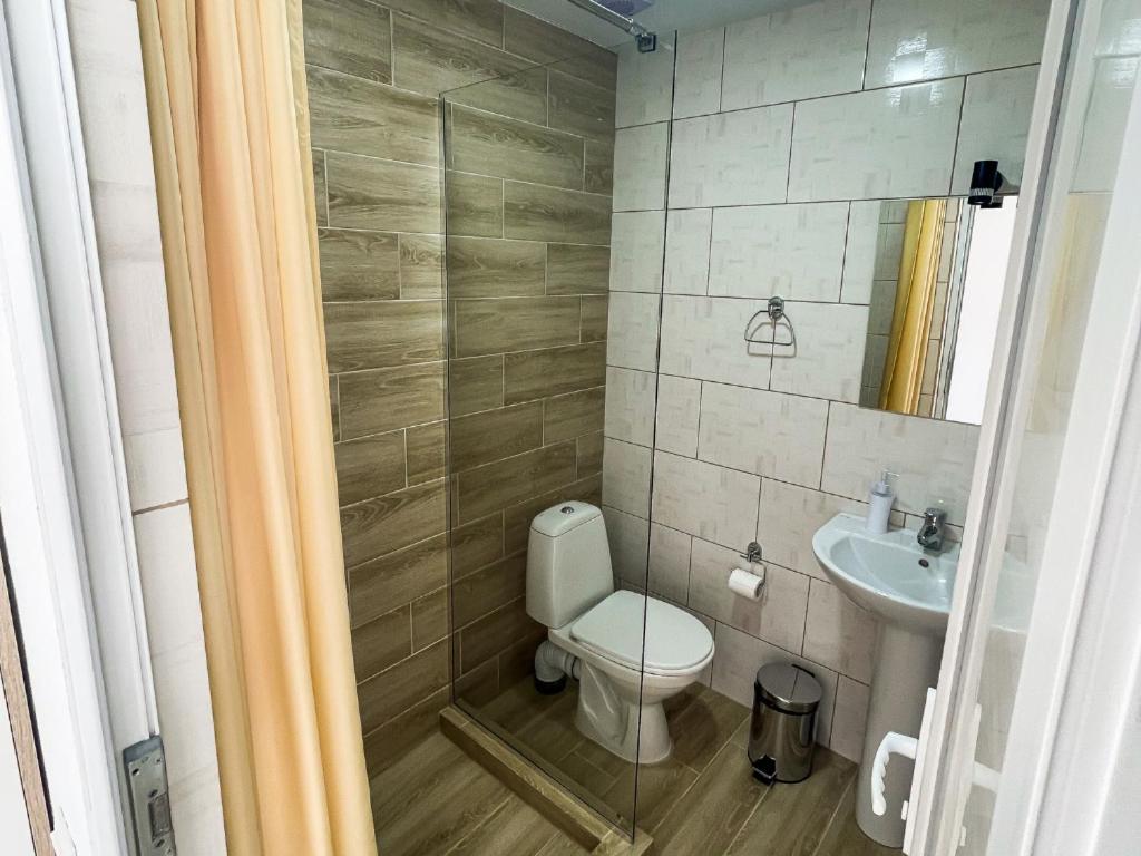 Міні-Готель Turin З Басейном На Кароліно-Бугазі Exterior photo